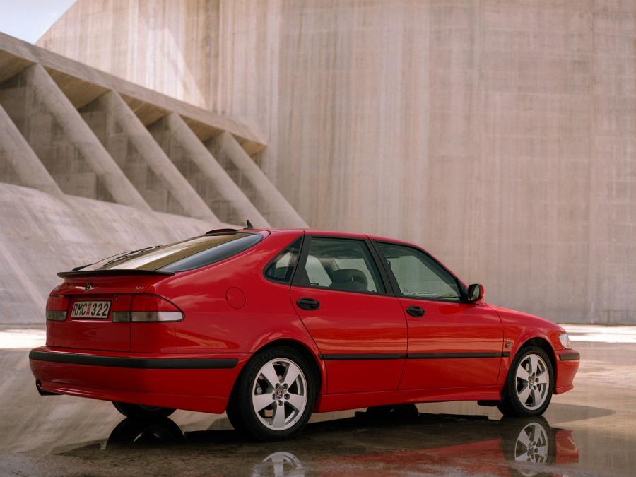  Saab 9-3 Aero 1999 года  (фото 16 из 43)